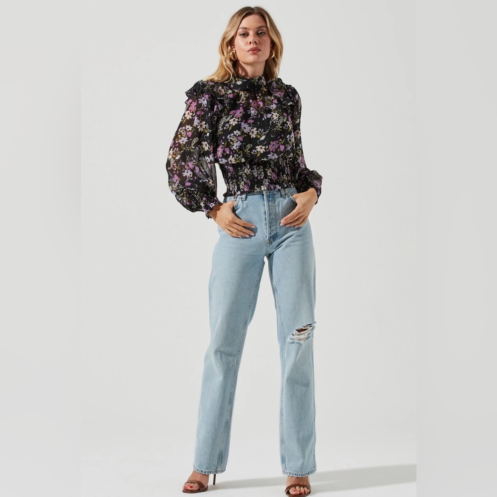 ASTR Floral Blouse Long Sleeve Ruffle Shoulder Black Purple Green Semi Sheer Med - Picture 2 of 14